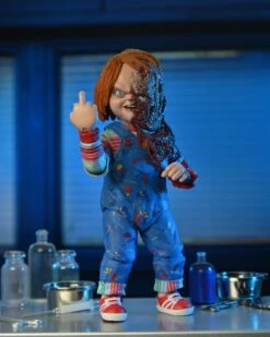 NECA *PRE-ORDER Chucky (TV Series) 7" Inch Action Figure - Ultimate Chucky -Hasbro Store 42124 unp 3 scaled 1