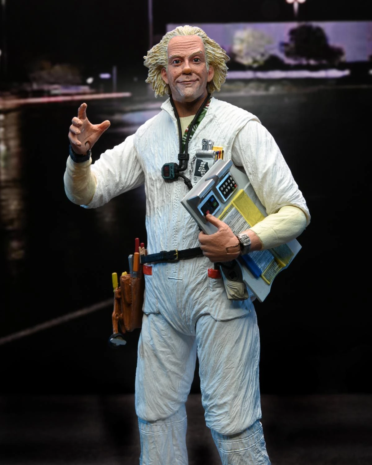 NECA Back To The Future Ultimate 7" Scale Action Figure - Hazmat Suit Doc Brown 6 NECA Back To The Future Ultimate 7" Scale Action Figure - Hazmat Suit Doc Brown - Image 4