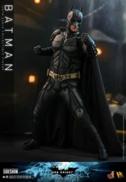 Batman - The Dark Knight DX Series Hot Toys Collectibles 1/6 Scale Action Figure 12 Batman - The Dark Knight DX Series Hot Toys Collectibles 1/6 Scale Action Figure -Hasbro Store batman dc comics gallery 5fca8872690da