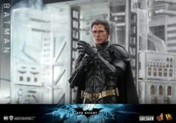 Batman - The Dark Knight DX Series Hot Toys Collectibles 1/6 Scale Action Figure 14 Batman - The Dark Knight DX Series Hot Toys Collectibles 1/6 Scale Action Figure -Hasbro Store batman dc comics gallery 5fca887713c99