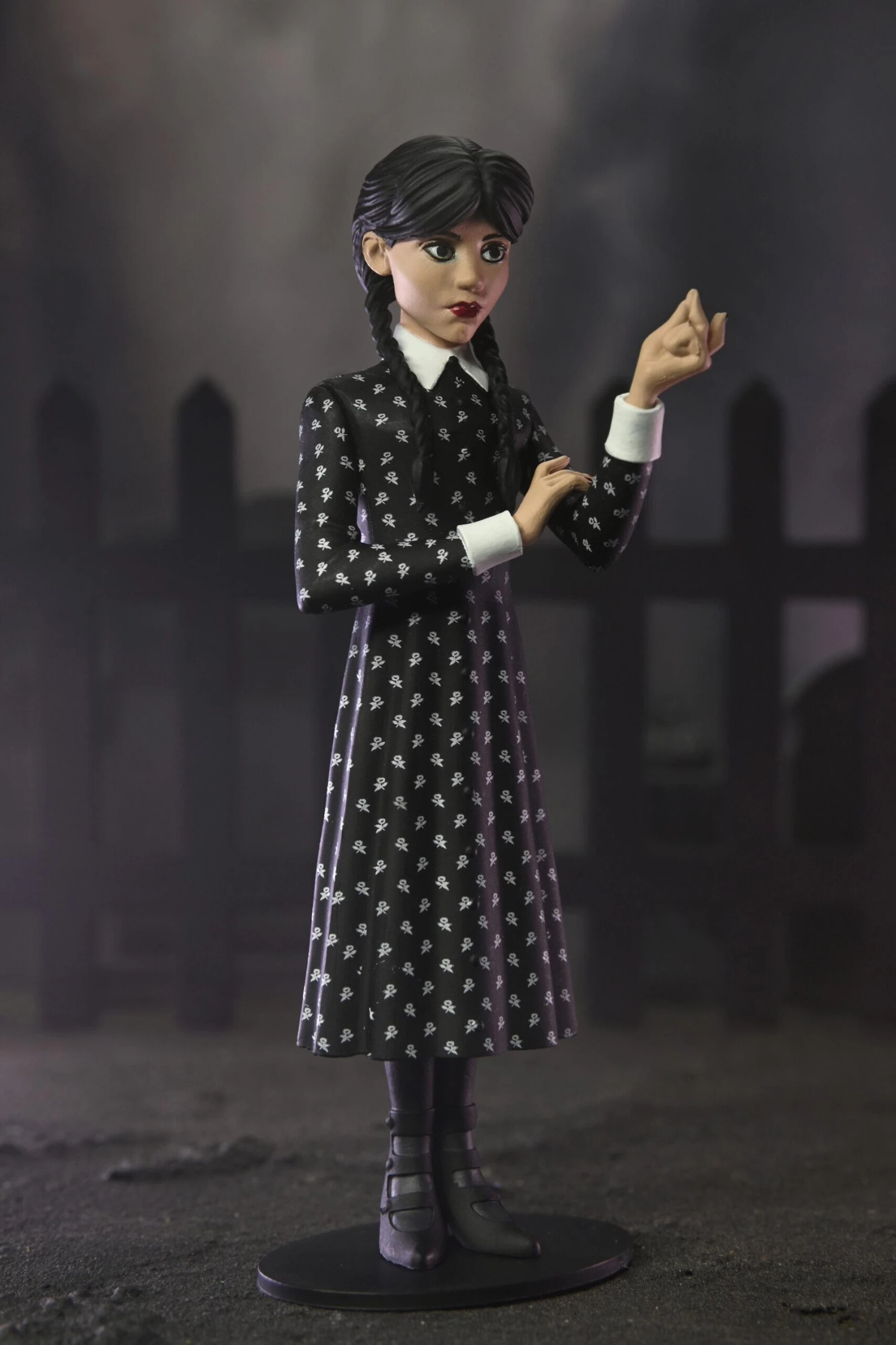 NECA *PRE-ORDER Wednesday Toony Terrors 6 Inch Scale Action Figure Series 1 - Wednesday (Classic Dress) 5 NECA *PRE-ORDER Wednesday Toony Terrors 6 Inch Scale Action Figure Series 1 - Wednesday (Classic Dress) - Image 3