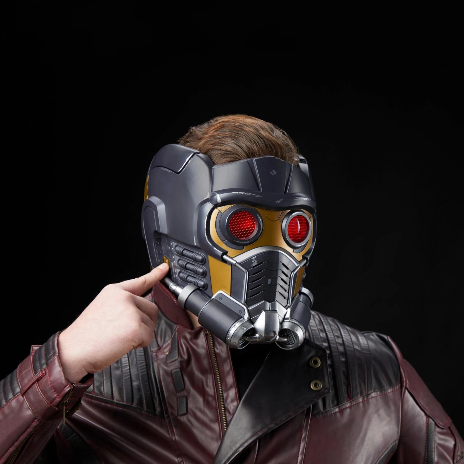 Hasbro Marvel Legends Infinity Saga Premium Electronic Helmet - Star Lord 7 Hasbro Marvel Legends Infinity Saga Premium Electronic Helmet - Star Lord - Image 5