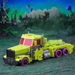 Hasbro Transformers Generations Legacy Evolution Leader Class Action Figure - G2 Universe Toxitron 11 Hasbro Transformers Generations Legacy Evolution Leader Class Action Figure - G2 Universe Toxitron -Hasbro Store f6956 dio tra gen legacy ldr capsule 0008 online 2000sq