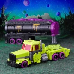 Hasbro Transformers Generations Legacy Evolution Leader Class Action Figure - G2 Universe Toxitron 12 Hasbro Transformers Generations Legacy Evolution Leader Class Action Figure - G2 Universe Toxitron -Hasbro Store f6956 dio tra gen legacy ldr capsule 0009 online 2000sq