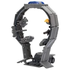 Hasbro Transformers Studio Series 44 Buzzworthy Bumblebee Leader Class Action Figure - Optimus Prime 9 Hasbro Transformers Studio Series 44 Buzzworthy Bumblebee Leader Class Action Figure - Optimus Prime -Hasbro Store f71245l00 detail 22 online 2000sq