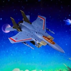 Hasbro Transformers Buzzworthy Bumblebee Action Figure - Troop Builder Multipack 20 Hasbro Transformers Buzzworthy Bumblebee Action Figure - Troop Builder Multipack -Hasbro Store f7133 dio tra bb gen legacy multipack 0006 2000px 300dpi