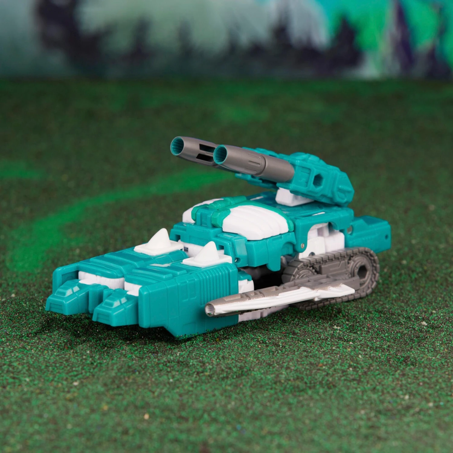 Hasbro Transformers Buzzworthy Bumblebee Action Figure - Troop Builder Multipack 12 Hasbro Transformers Buzzworthy Bumblebee Action Figure - Troop Builder Multipack - Image 10