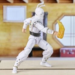 Hasbro Power Rangers Lightning Collection X Cobra Kai Exclusive Action Figure - Mighty Morphin Daniel LaRusso -Hasbro Store f7768 dio prg cedarcity 0010