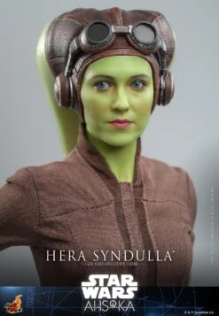 *PRE-ORDER Hera Syndulla (Ahsoka) - Star Wars Hot Toys Collectibles 1/6 Scale Action Figure -Hasbro Store hera syndulla star wars gallery 65295e2e2e8c8