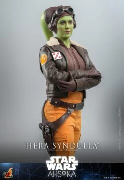*PRE-ORDER Hera Syndulla (Ahsoka) - Star Wars Hot Toys Collectibles 1/6 Scale Action Figure -Hasbro Store hera syndulla star wars gallery 65295e319cf3a