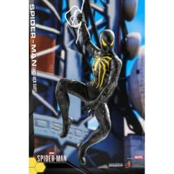 Spider-Man Anti-Ock Suit - Marvel Hot Toys Collectibles 1/6 Scale Action Figure 11 Spider-Man Anti-Ock Suit - Marvel Hot Toys Collectibles 1/6 Scale Action Figure -Hasbro Store ht907092 1 800x800 800x800 1