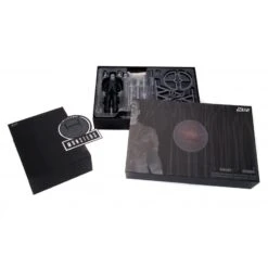 Jada Toys *PRE-ORDER Universal Monsters 6 Inch Deluxe Action Figure - Frankenstein -Hasbro Store jaf32676 2 800x800 1