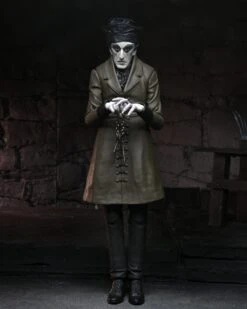 NECA *PRE-ORDER Nosferatu (1912) Ultimate 7" Inch Action Figure - Count Orlok 16 NECA *PRE-ORDER Nosferatu (1912) Ultimate 7" Inch Action Figure - Count Orlok -Hasbro Store nosferatu5 scaled 1