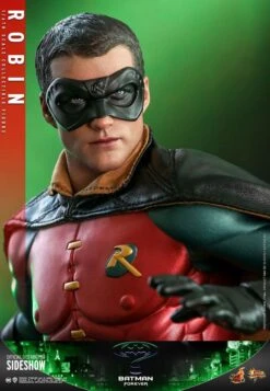 Robin - Batman Forever Hot Toys Collectibles 1/6 Scale Action Figure -Hasbro Store robin dc comics gallery 6019920c7f92c